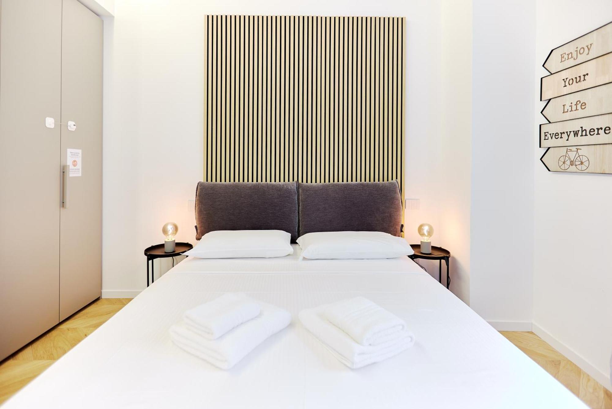 Appartement Duomo Imperial Suits - Modern And Comfortable Milan