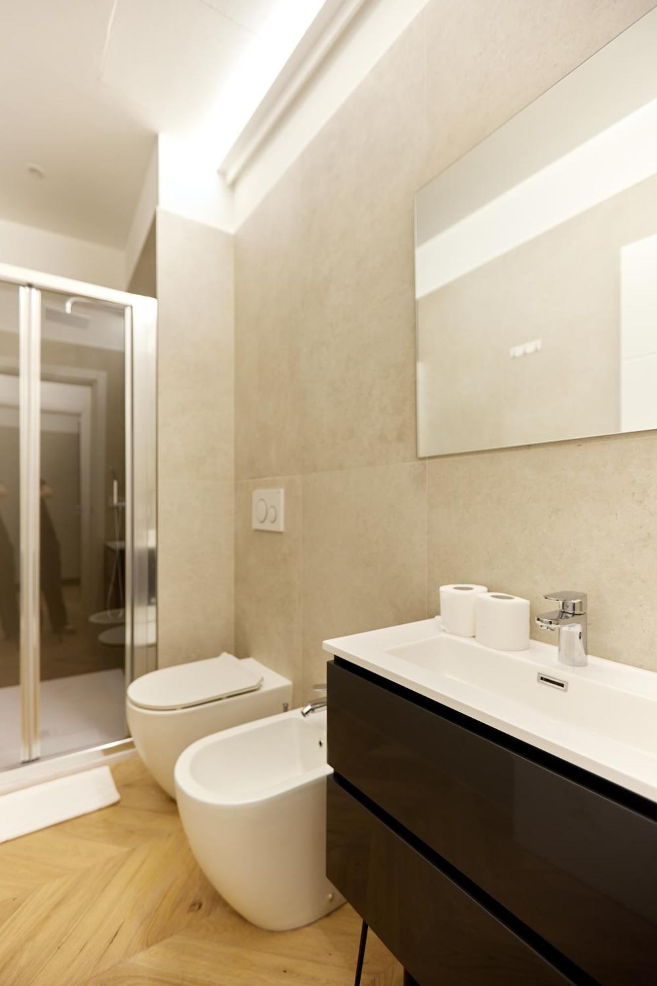 Duomo Imperial Suits - Modern And Comfortable Appartement *